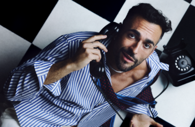 Marco Mengoni debutta come direttore creativo: nasce l’off-line club “Allo Sbagliato”